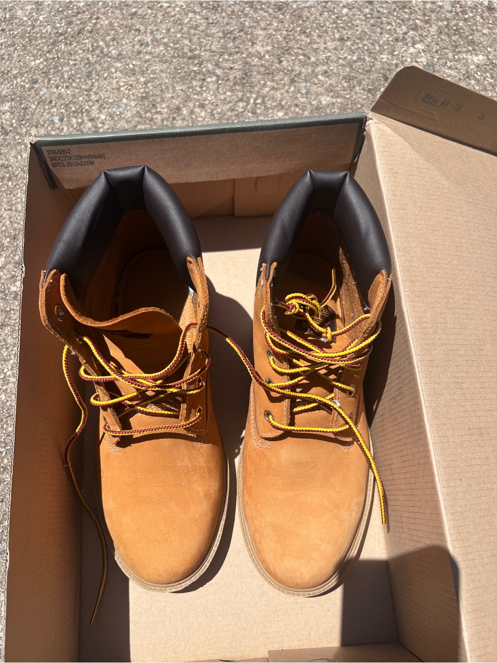 Youth Timberland Wheat Tan Lace-Up Work Boots with Black Collar